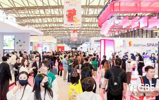 口腔行(xíng)業(yè)數(shù)字化(huà)升級的(de)困與惑